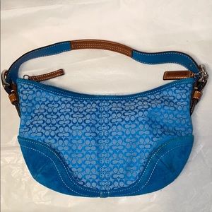 Coach signature small hobo